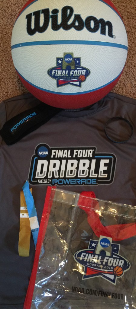 Free Items: T-shirt, clear bag, headband, Wilson basketball, Powerade (we drank it all) and free Fan Fest entry.